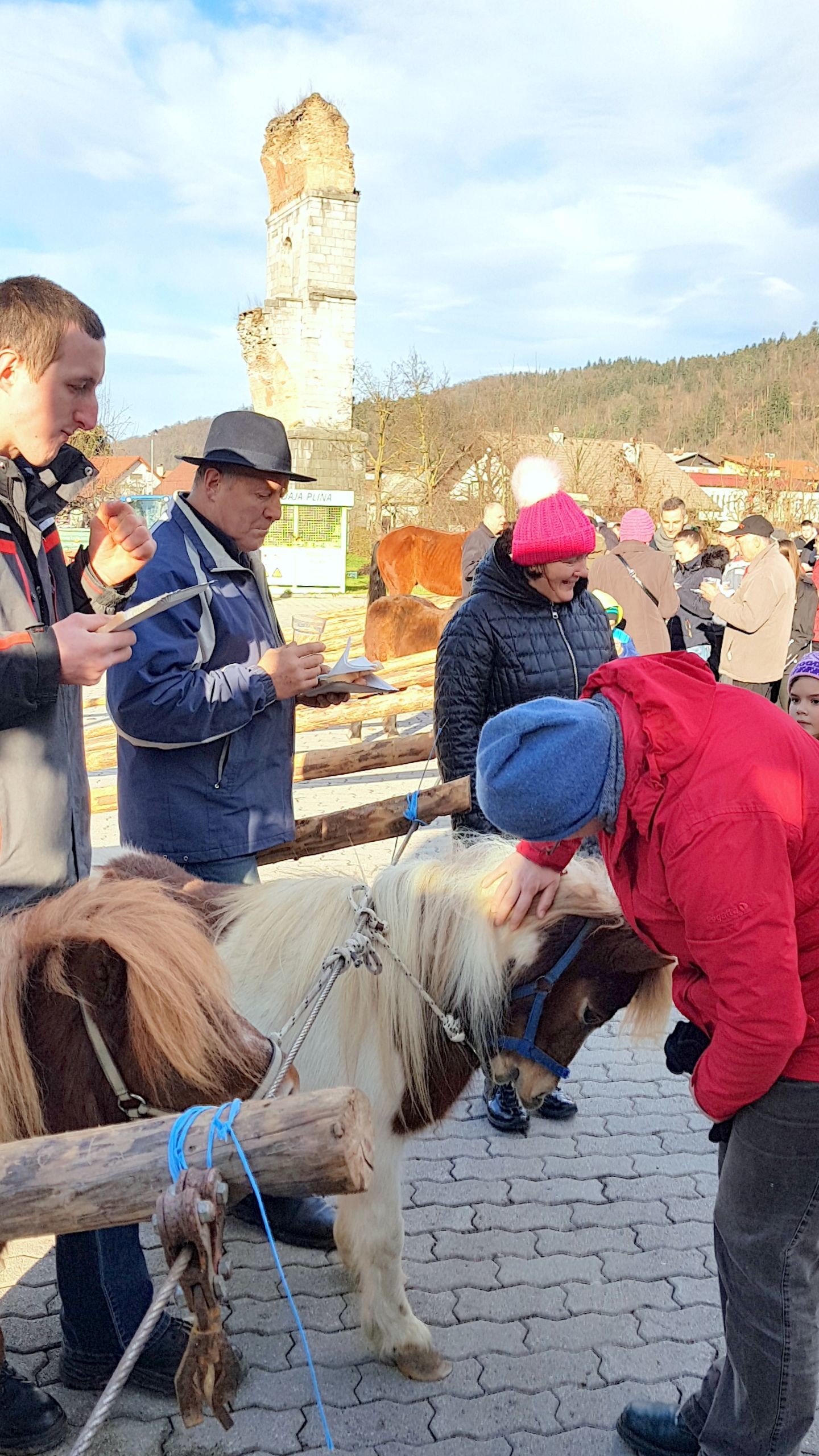 Tradicionalni Blagoslov Konj Tudi V Borovnici Ob Ina Borovnica