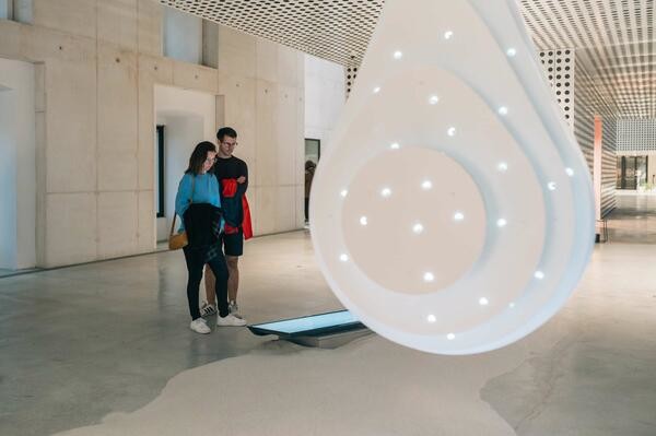 Razstava Saše Spačal - Knjižnica padlih solz - v Cukrarni. Foto: MGML