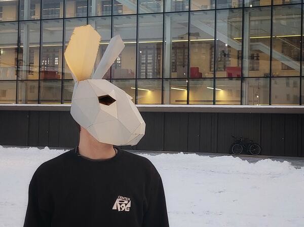 Pustna maska zajec foto Center Rog