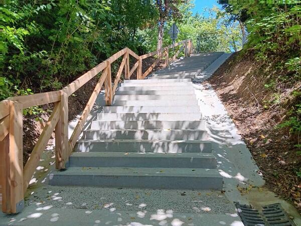 prenovljeno stopnišče