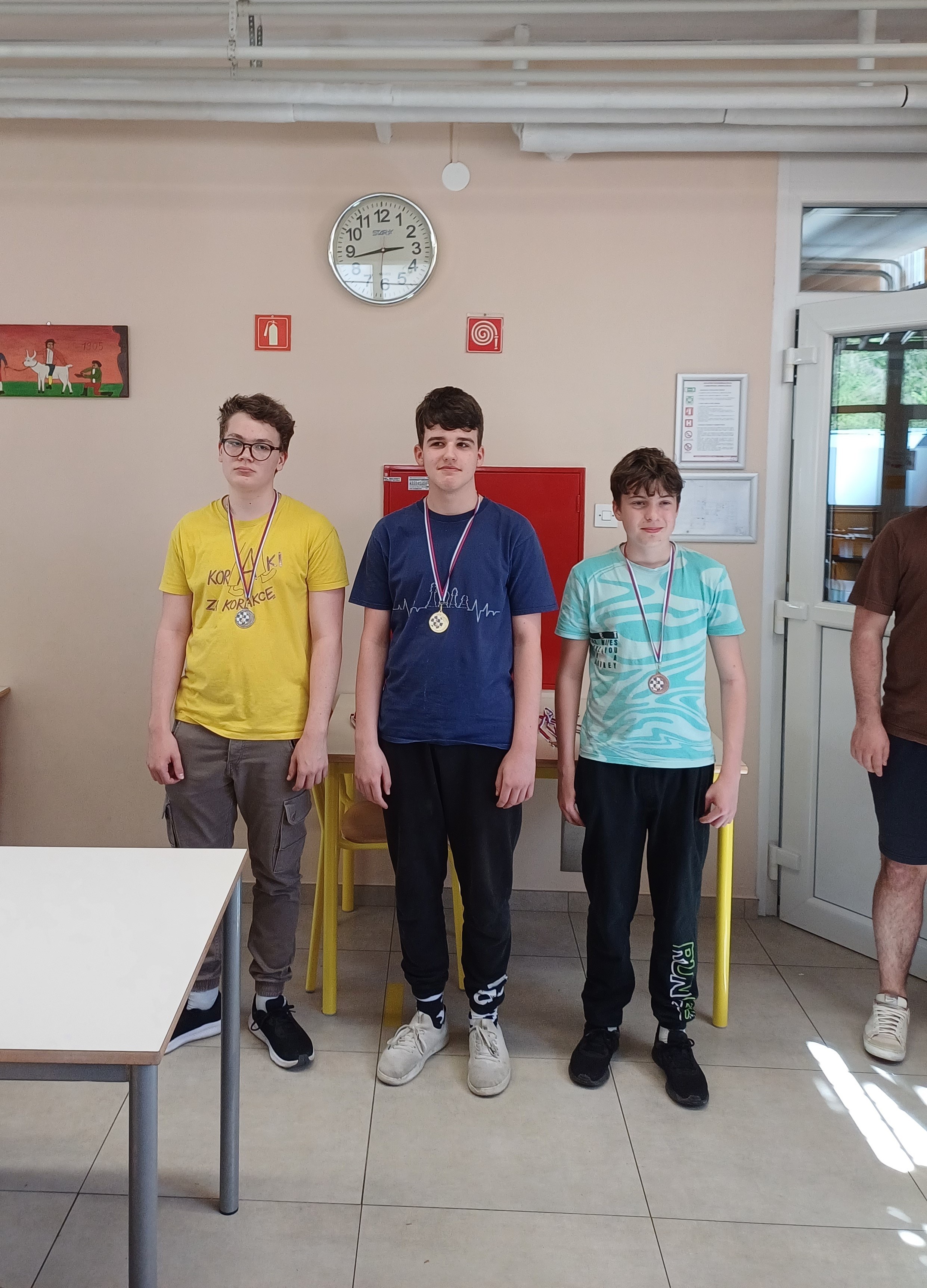 5. turnir v sklopu Primorskega osnovnošolskega pokala za učenke in ...