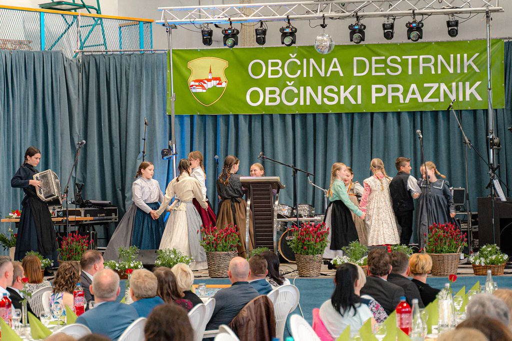 Osrednja prireditev ob praznovanju 25. občinskega praznika Občine Destrnik