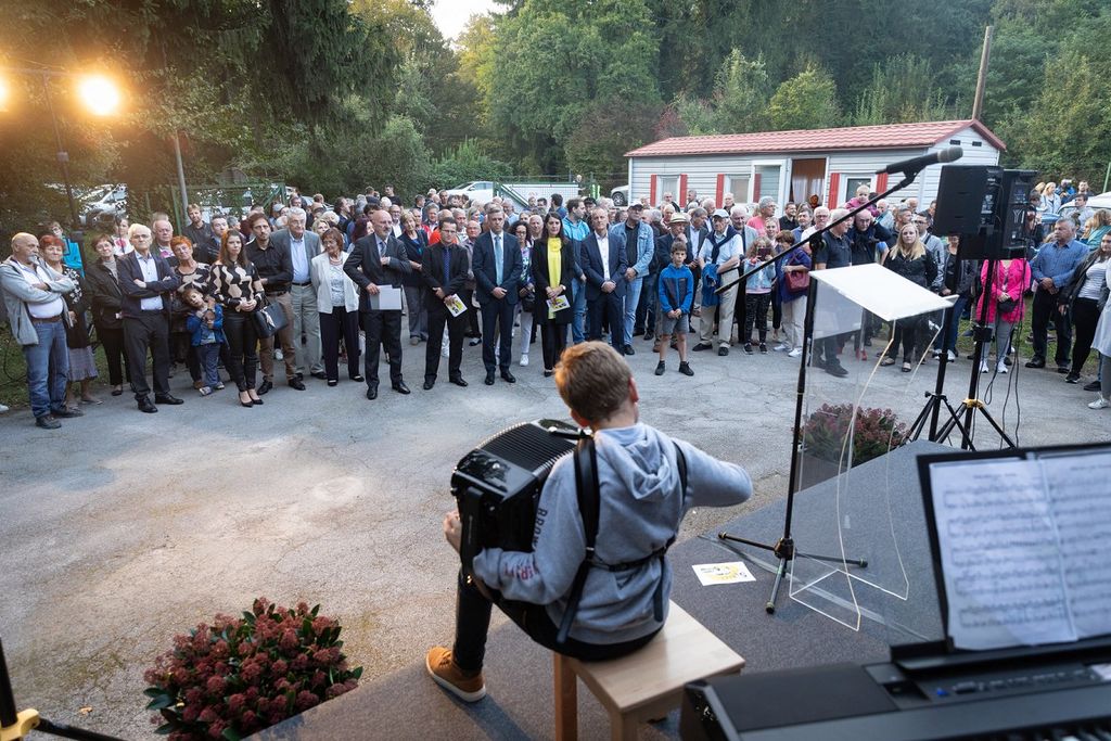 Odprtju razstave ob 50-letnici proizvodnje katrce v Novem mestu