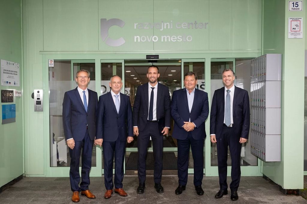 Ministra podprla prizadevanja EZTS za prenovljeno železniško povezavo