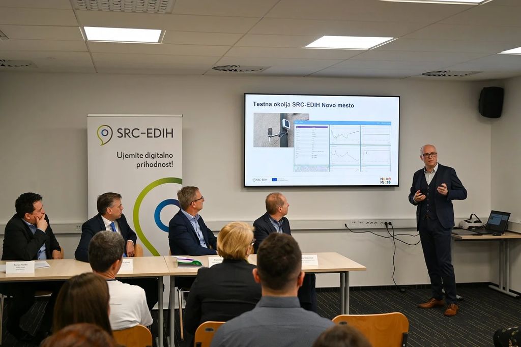 Ujemite digitalno prihodnost s SRC-EDIH