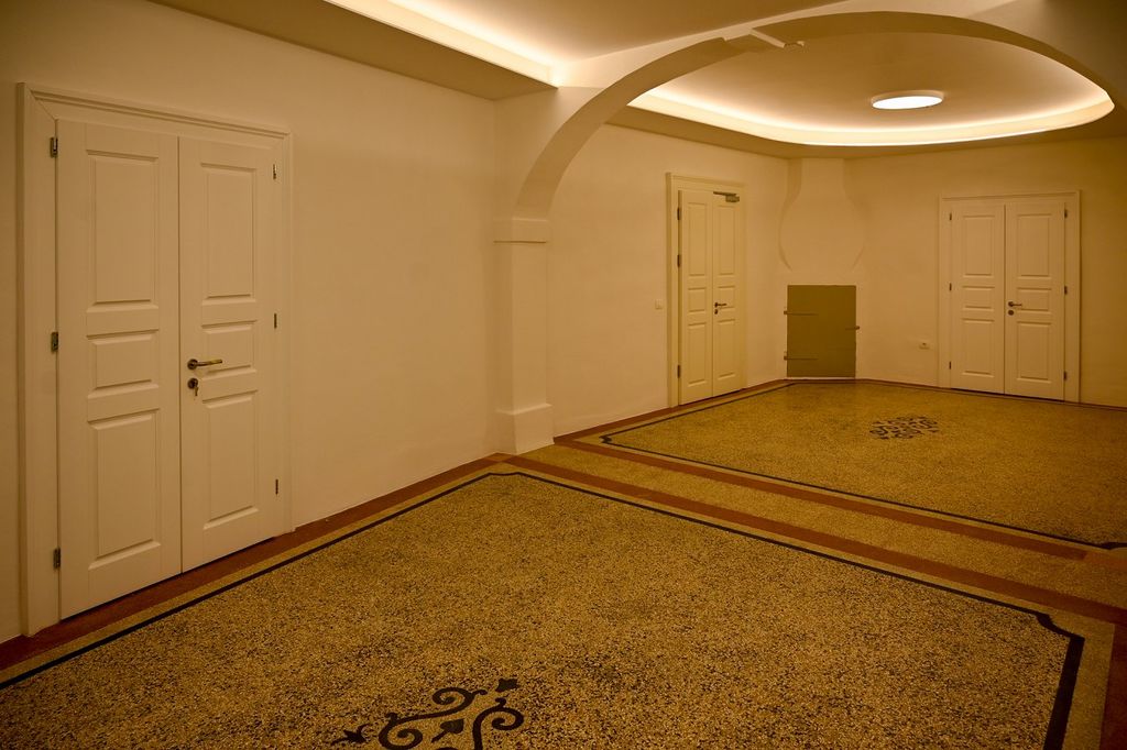 Na Glavnem trgu zaživela prenovljena stavba z osmimi stanovanji