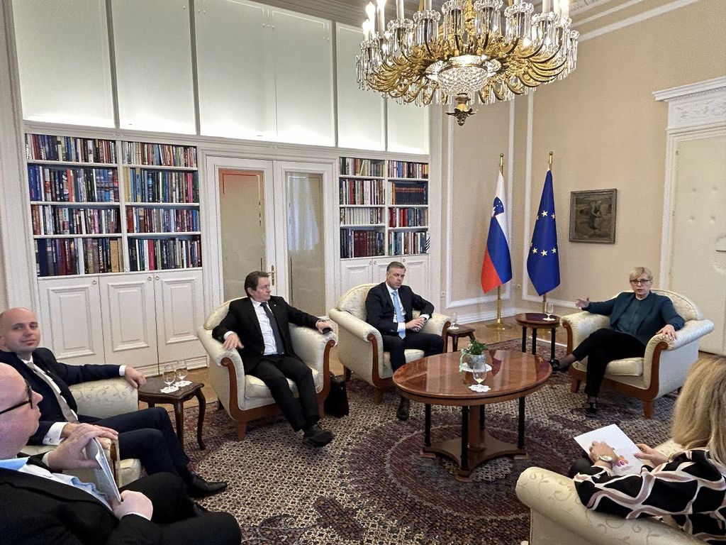 S predsednico republike o socialni problematiki