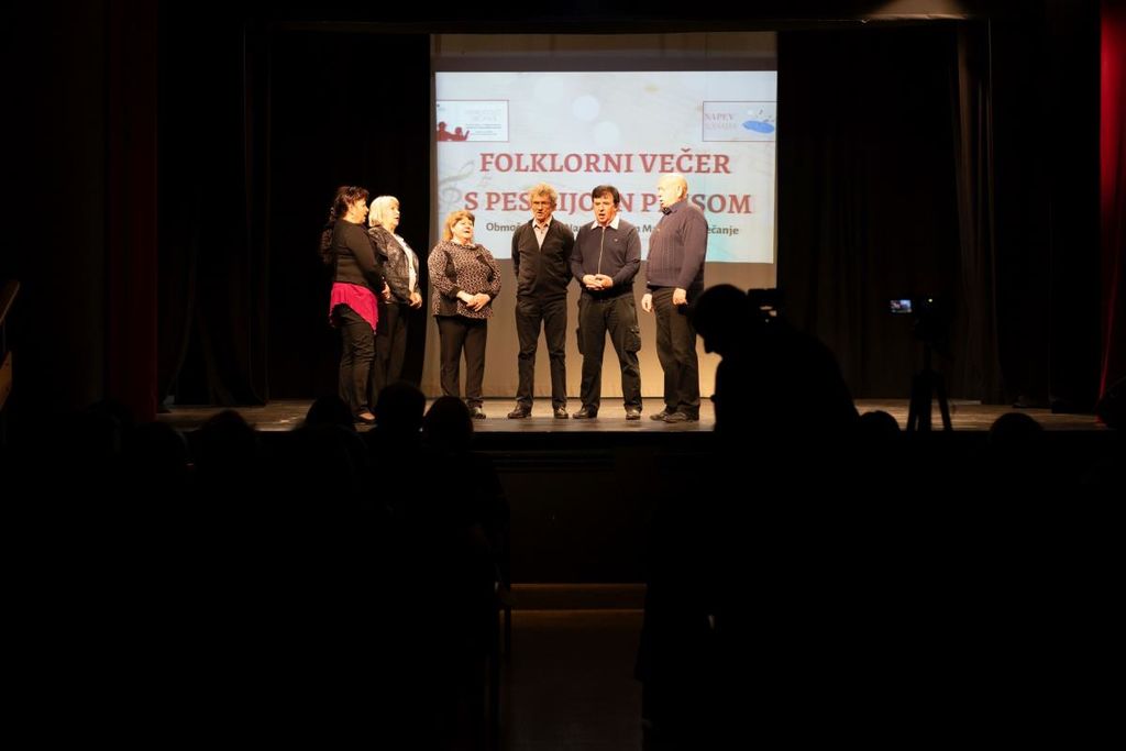 Folklorni večer v Mokronogu