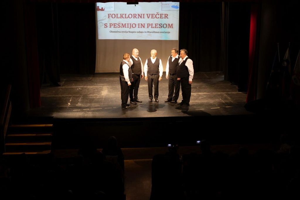 Folklorni večer v Mokronogu