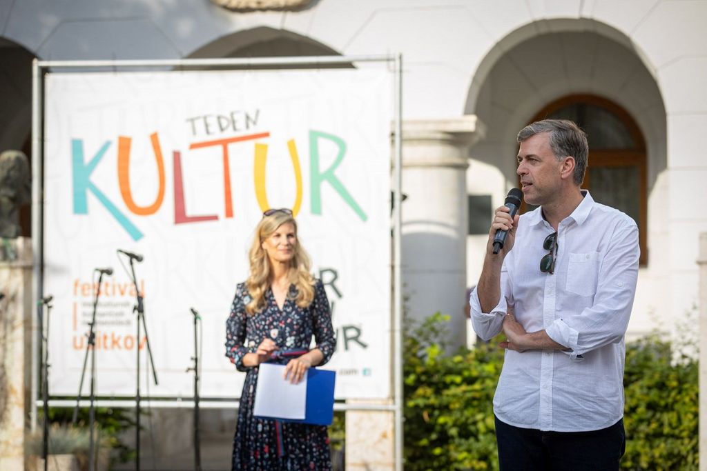 Žur vseh kultur in župan Gregor Macedoni