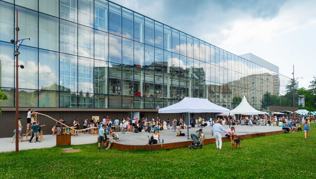 Dan soseda v Centru Rog vedno pritegne veliko obiskovalcev, Avtor: Leana Herak