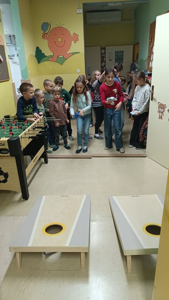 POŠ Trnava - božični direndaj in obisk Božička