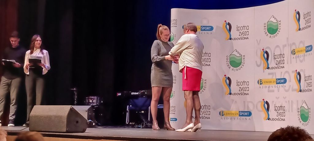 Katja Pegan, VDCjeva smučarka in prejemnica bronastega priznanja Športne zveze Ajdovščina za športne dosežke v letu 2023