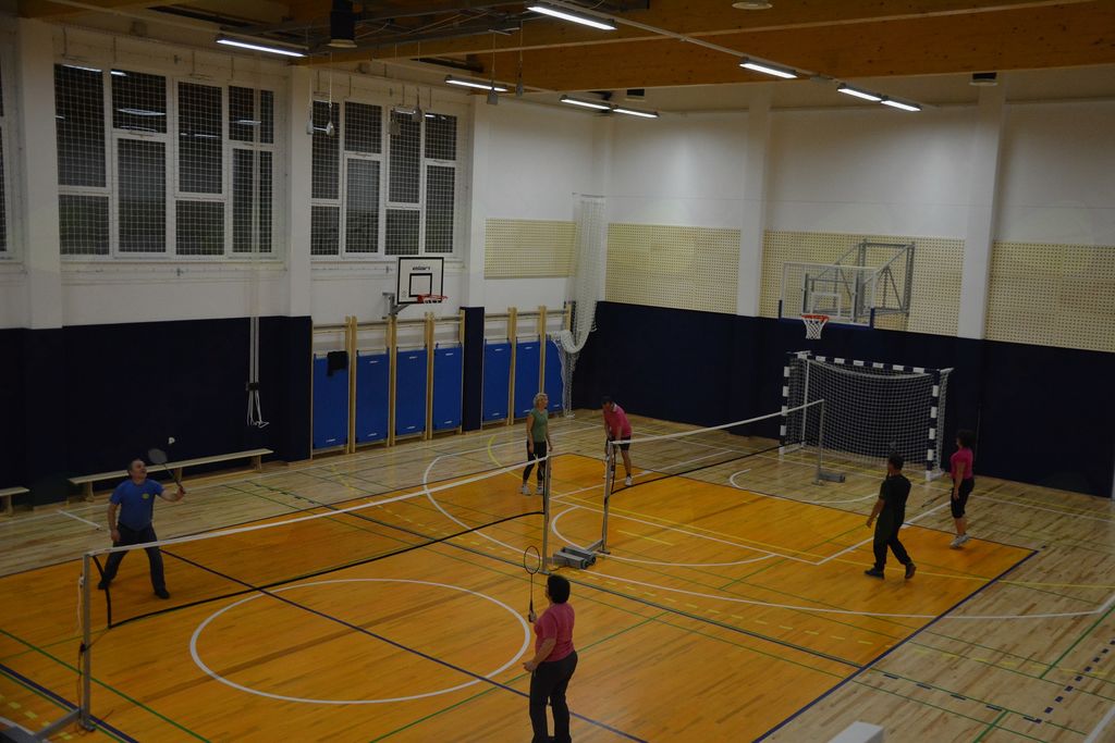 Iz prve rekreacijske ure badmintona.