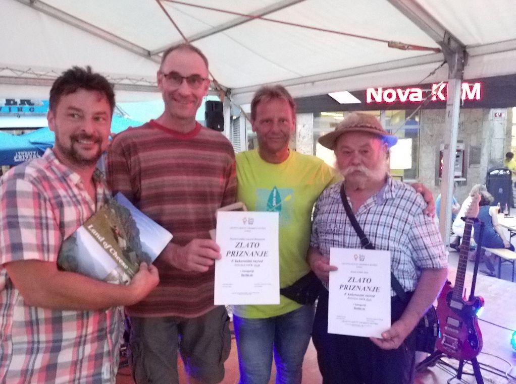 ČOMPARSKA NOČ USPEŠNA