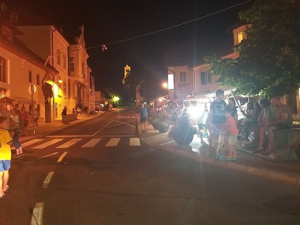 ČOMPARSKA NOČ USPEŠNA