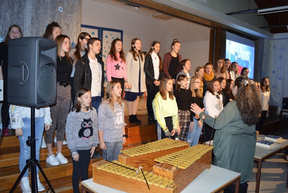 40 LET OSNOVNE ŠOLE BOVEC