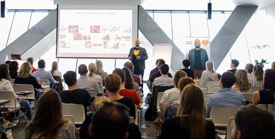 Digitalni marketing v praksi – naše darilo (samo še nekaj mest)!