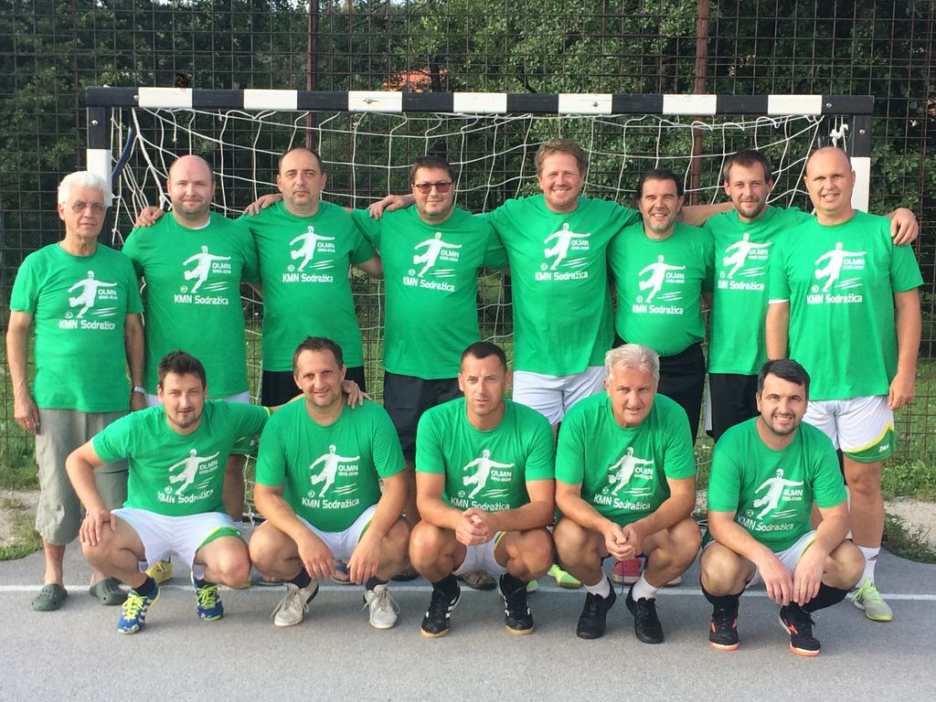 organizatorji in igralci KMN Sodražica (veterani)