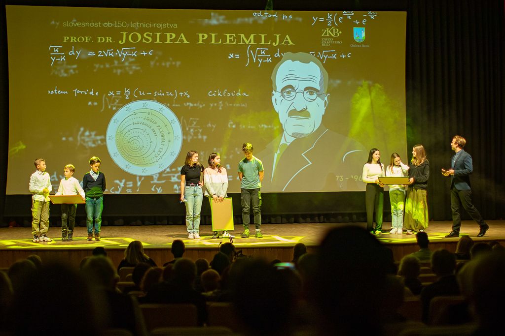 Foto Mirko Kunšič: Učenci OŠ prof. dr. Josipa Plemlja na kvizu