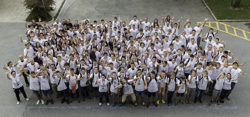 Udeleženci in mentorji Poletnega tabora inovativnih tehnologij 2015