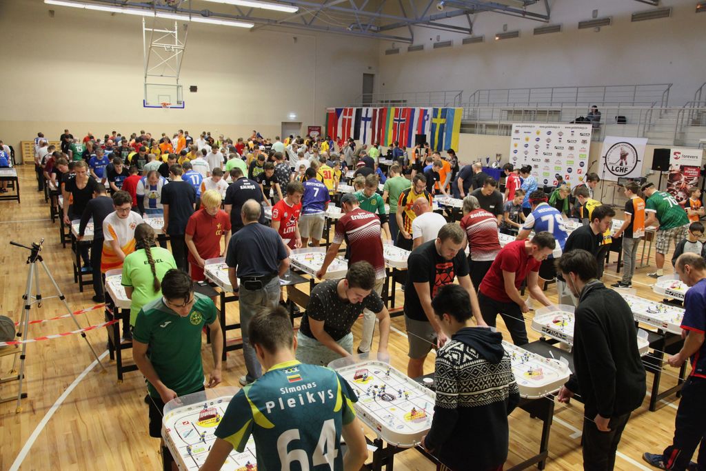 250 tekmovalcev iz dvanajstih držav (Foto: LGHF)