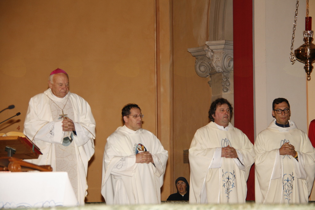 Romanje dekanije Domžale na  Sveto goro