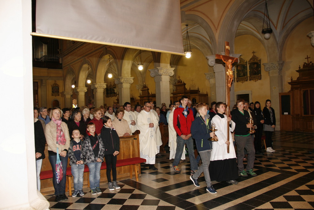 Romanje dekanije Domžale na  Sveto goro