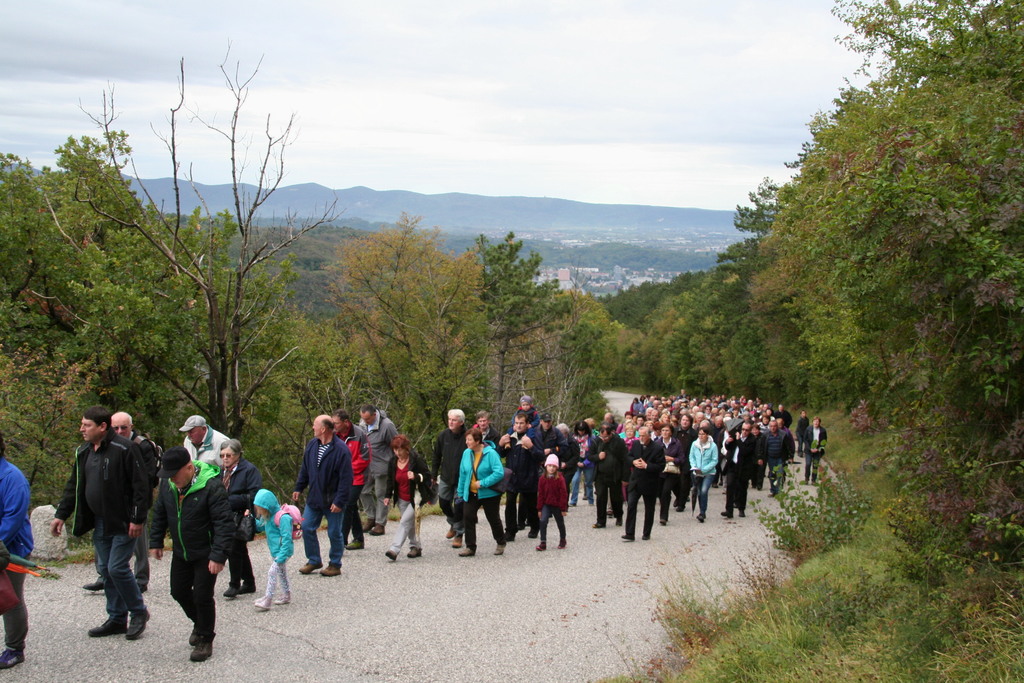 Romanje dekanije Domžale na  Sveto goro