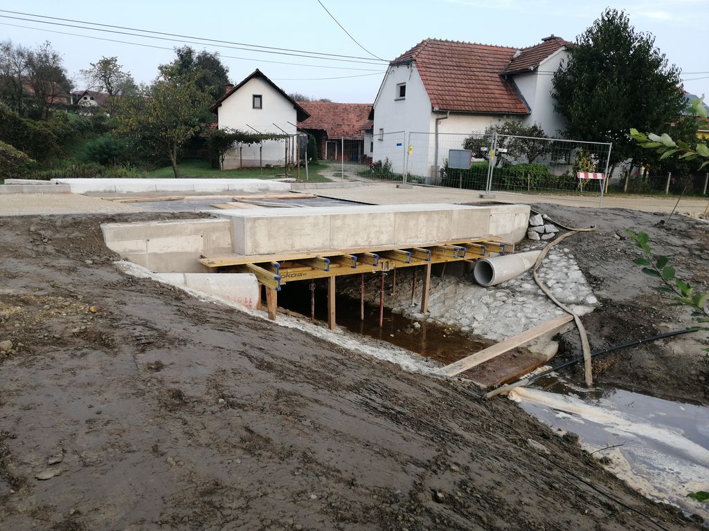 DELA NA MOSTU V ILJAŠEVCIH SO V SKLEPNI FAZI