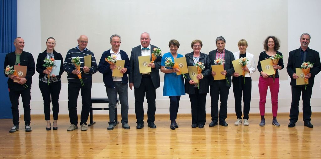 Prejemniki značk Antona Ažbeta, foto: Primož Sark