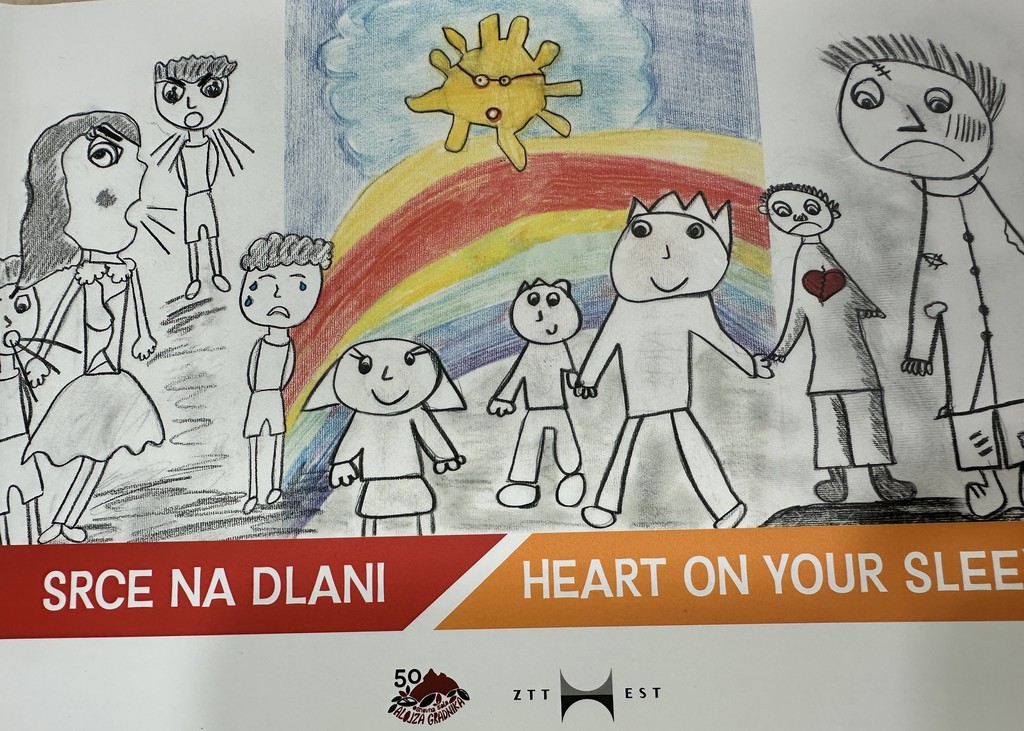 Občina Logatec podrpla projekt izdaje brošure Srce na dlani - za vzgojo v družbi brez nasilja pobratene občine Repentabor 
