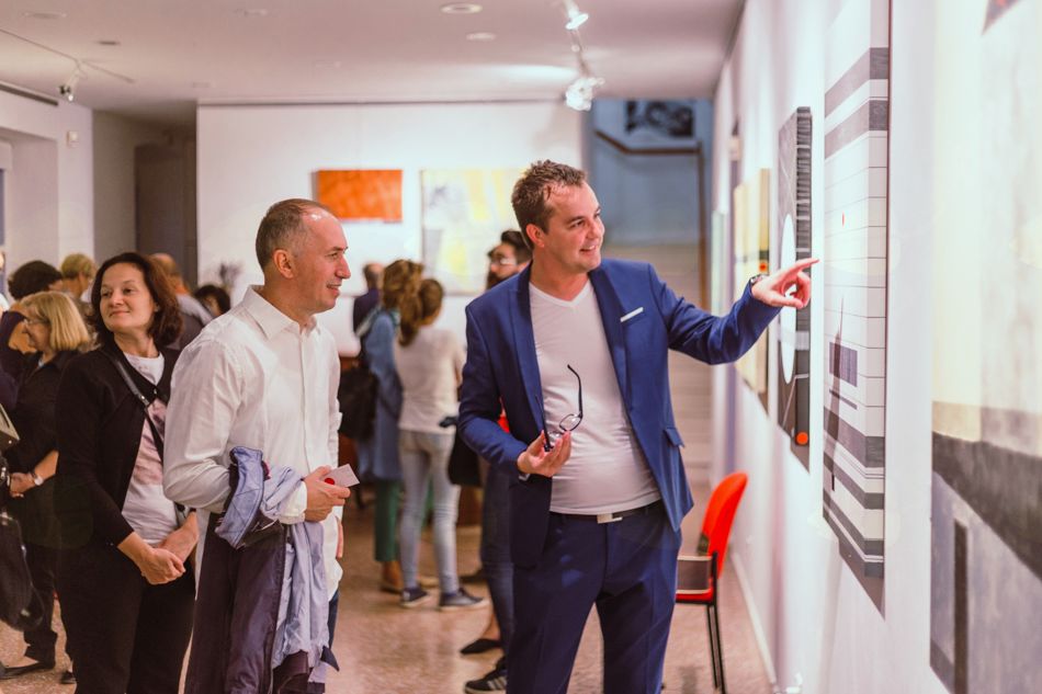 Simon Vovk razstavlja v galeriji Herman Pečarič