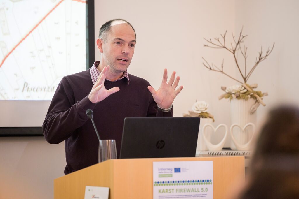 Kulturna pokrajina za požarno odporen Kras – posvet in delavnica na Cerju