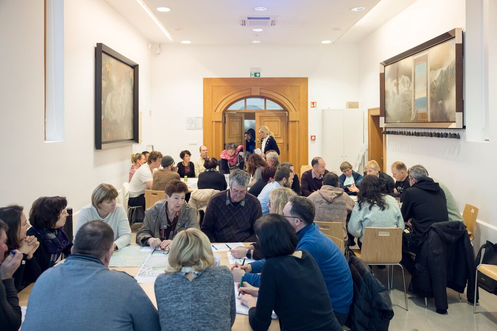 Kulturna pokrajina za požarno odporen Kras – posvet in delavnica na Cerju