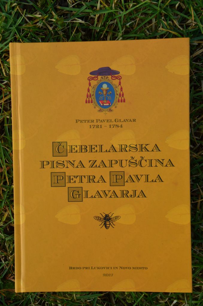 Naslovnica Glavarjevih strokovnih spisov o čebelah in čebelarstvu, zbranih in objavljenih v eni knjigi. 