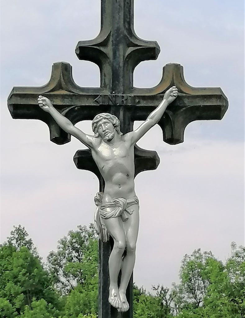 Litoželezen pokopališki križ v Blatni Brezovici, izrez (foto: S. K.)