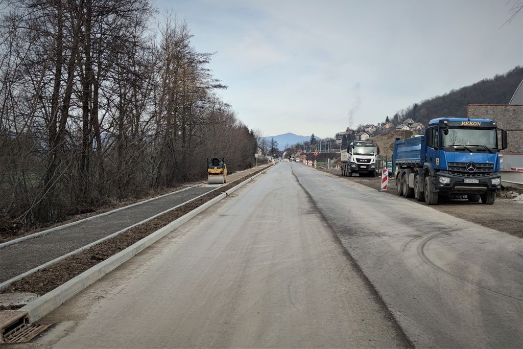 Gradnja kolesarske povezave Borovnica - Breg z rekonstrukcijo regionalne ceste