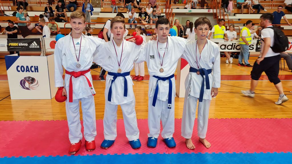 Vrhunski Nastopi Na 2. Pokalni Tekmi Karate Zveze Slovenije | Občina ...