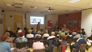 Razlaga in prikaz enostavnih vaj za boljše zdravje in počutje in otvoritev fotografske razstave Janeza Kotarja – Sprehod po nebu 2.0