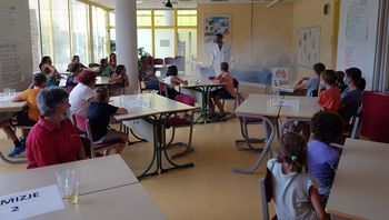 Študijski krožki so skoraj tu Študijski krožki so skoraj tu