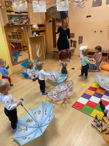 NEKEGA DEŽEVNEGA DNE V ODDELKU 1-2