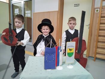 PROSLAVA OB KULTURNEM PRAZNIKU V VRTCU KRIŽEVCI