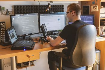 ŠC Celje vabi na brezplačne online tečaje za odrasle