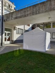 Na OŠ Kanal samotestiranje učencev potekalo brez večjih težav Na OŠ Kanal samotestiranje učencev potekalo brez večjih težav