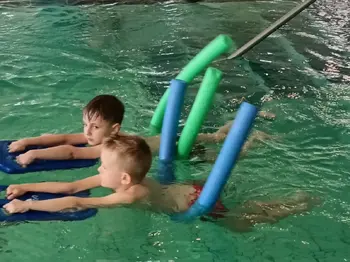 Plavalni tečaj za otroke iz vrtca v Kidričevem in Lovrencu