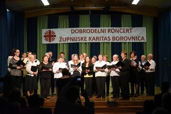 Dobroti so dali angelska krila