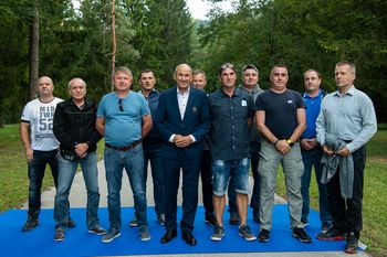 Janša v Borovnici: Dogodek v Podstrmecu eden najpomembnejših za osamosvojitev 