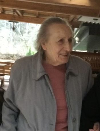 V spomin Heleni Hrovatin