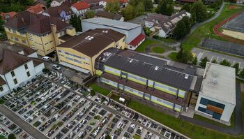 Borovniška šola pred tremi velikimi fazami prenove Borovniška šola pred tremi velikimi fazami prenove